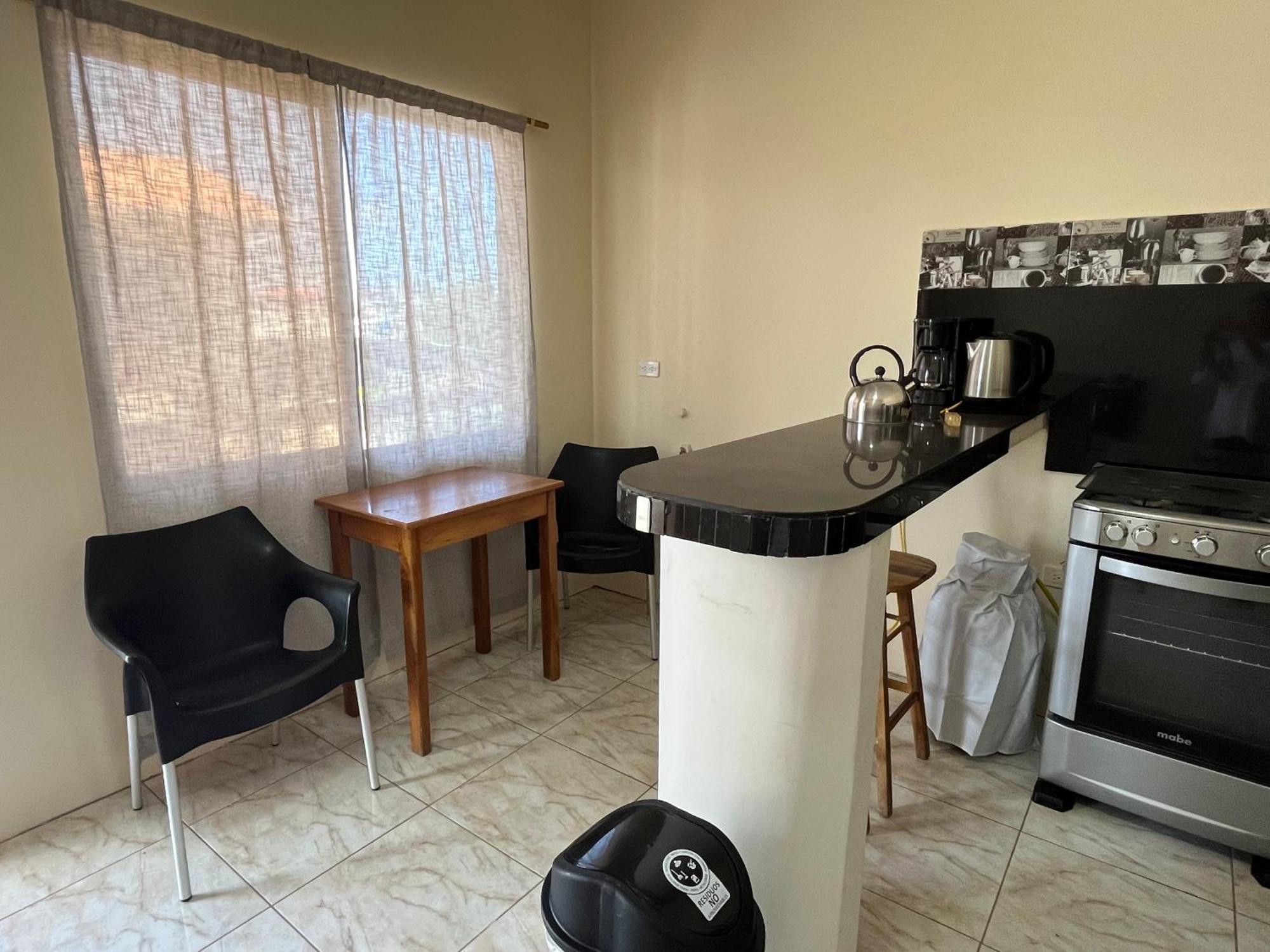 Apartahotel Casa Soleil Puerto Villamil Room photo