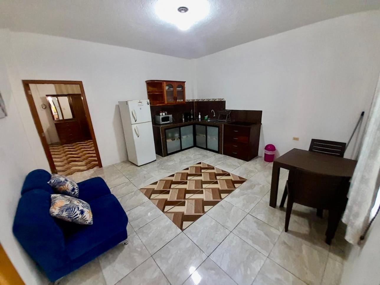 Apartahotel Casa Soleil Puerto Villamil Room photo